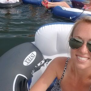 Meet your Posher, Maggie